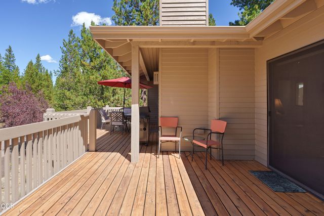 17855 Lava Butte Lane, Sunriver, OR 97707