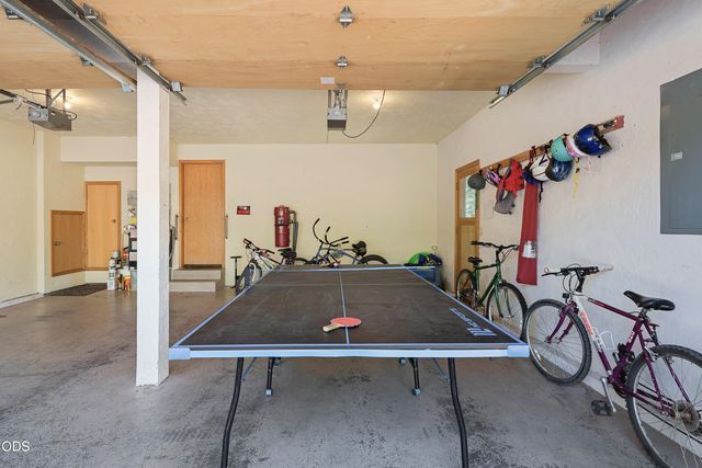 17855 Lava Butte Lane, Sunriver, OR 97707
