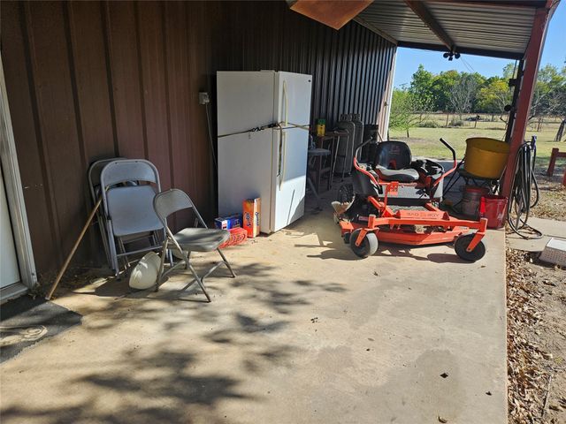 1347 Farm Road 38 S, Brookston, TX 75421