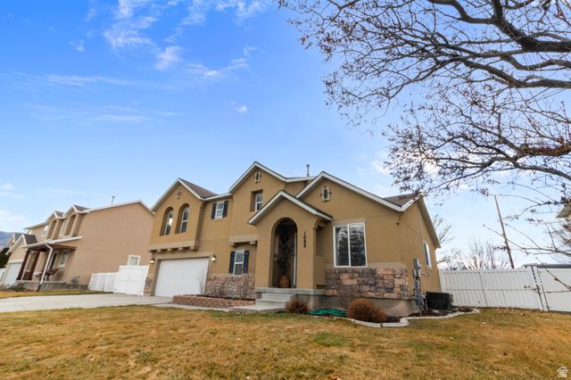 1089 S TOPAZ RD, Saratoga Springs, UT 84045