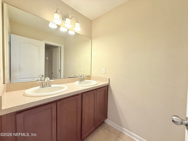 3683 HARTSFIELD FOREST Circle, Jacksonville, FL 32277