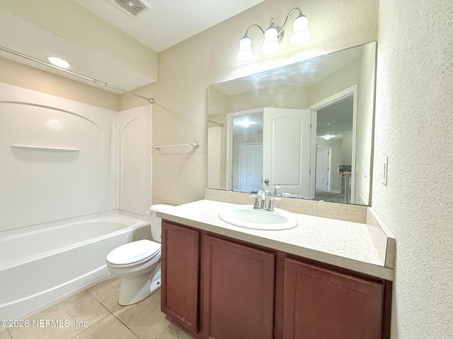 3683 HARTSFIELD FOREST Circle, Jacksonville, FL 32277