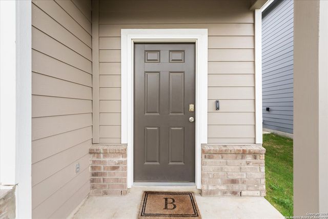 5639 Pearl Meadow, Converse, TX 78109