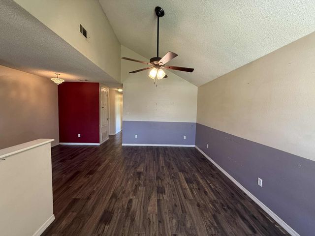 466 Sara Avenue, Mary Esther, FL 32569