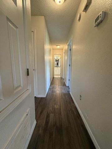 466 Sara Avenue, Mary Esther, FL 32569