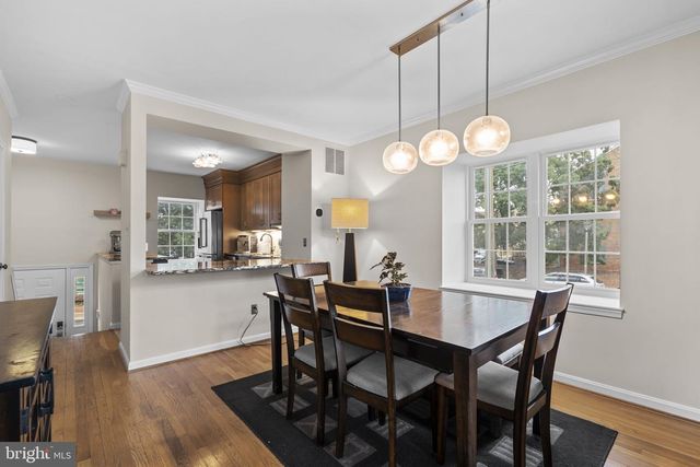 938 S ROLFE ST, Arlington, VA 22204