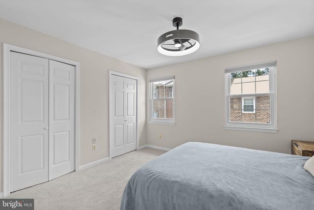 938 S ROLFE ST, Arlington, VA 22204