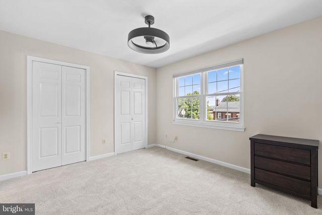 938 S ROLFE ST, Arlington, VA 22204