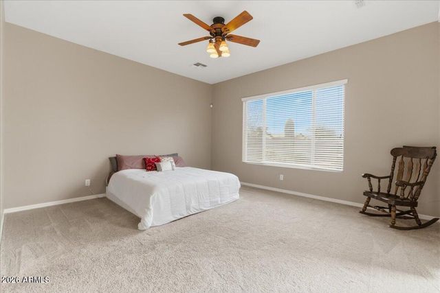 4924 W SILVA Drive, New River, AZ 85087