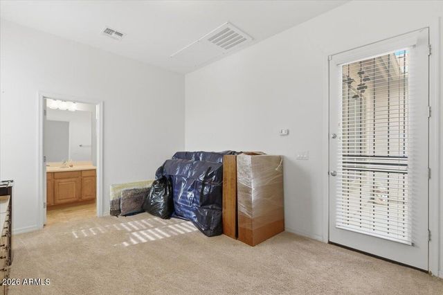 4924 W SILVA Drive, New River, AZ 85087