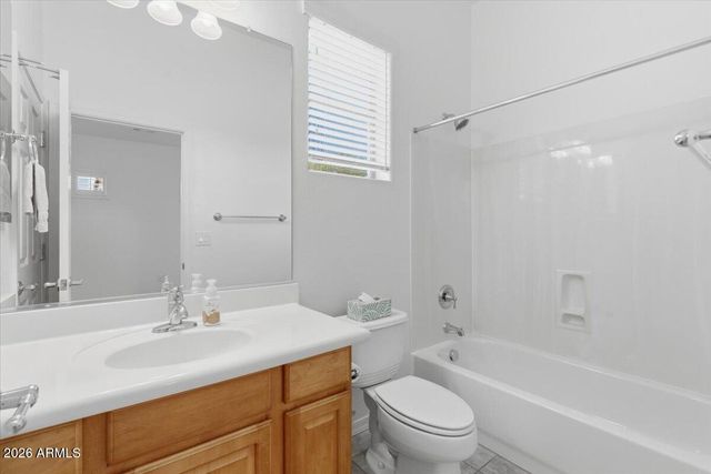 4924 W SILVA Drive, New River, AZ 85087