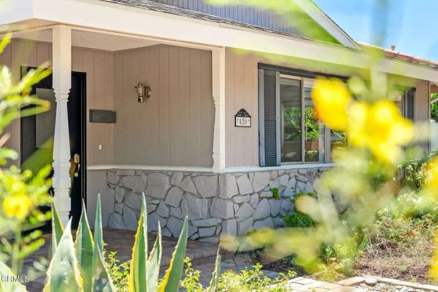 438 E View Drive, Santa Paula, CA 93060
