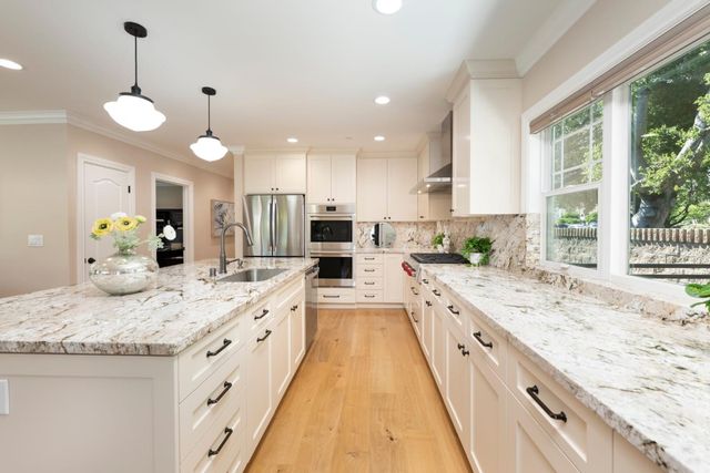 30 16th Avenue, San Mateo, CA 94402