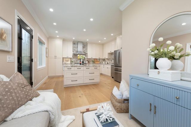 30 16th Avenue, San Mateo, CA 94402