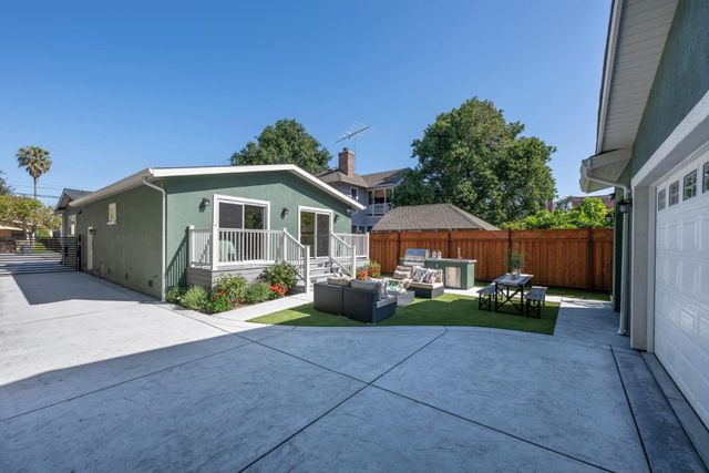 30 16th Avenue, San Mateo, CA 94402
