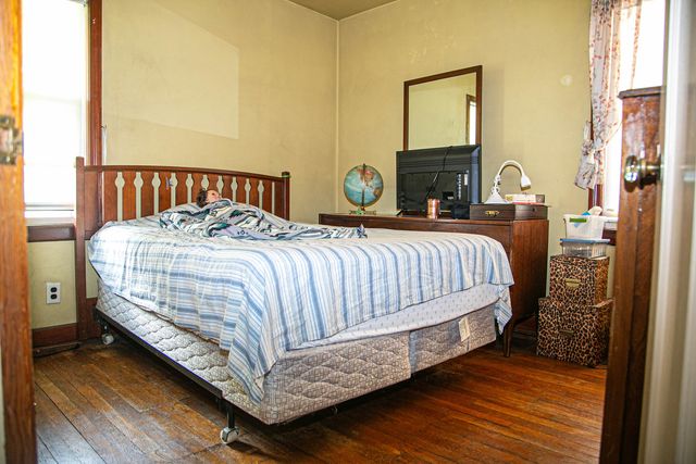 10946 S Avenue D, Chicago, IL 60617