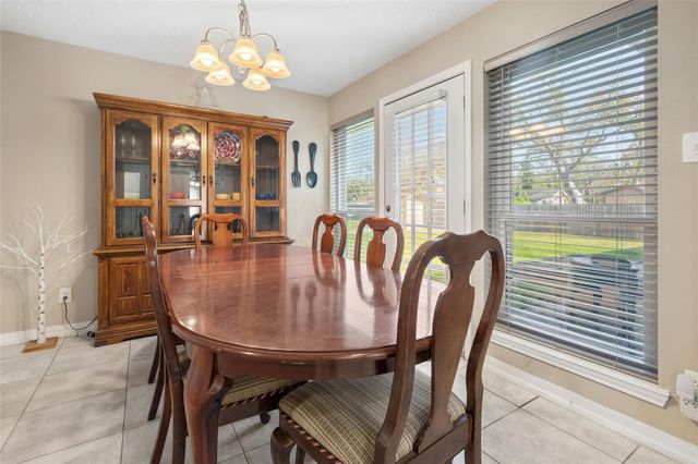 102 N Bow Drive, Jones Creek, TX 77541