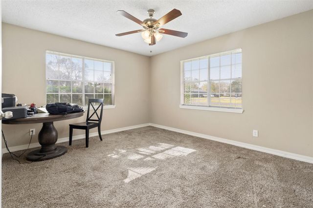 102 N Bow Drive, Jones Creek, TX 77541