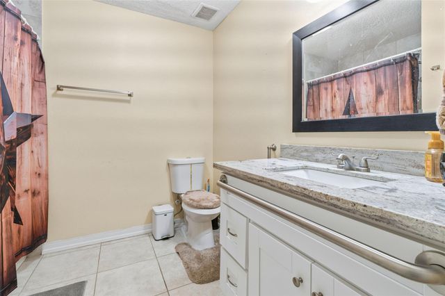 102 N Bow Drive, Jones Creek, TX 77541