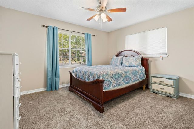 102 N Bow Drive, Jones Creek, TX 77541