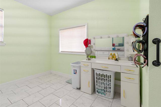 102 N Bow Drive, Jones Creek, TX 77541