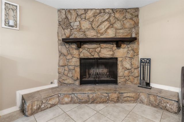 102 N Bow Drive, Jones Creek, TX 77541