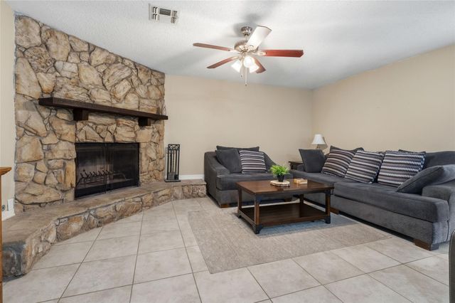 102 N Bow Drive, Jones Creek, TX 77541