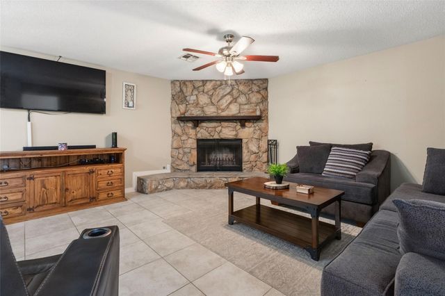 102 N Bow Drive, Jones Creek, TX 77541