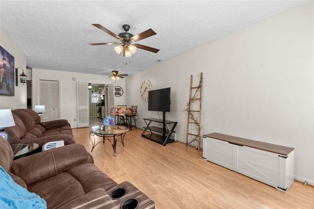 6504 Wildwood Trl Apt A, Myrtle Beach, SC 29572