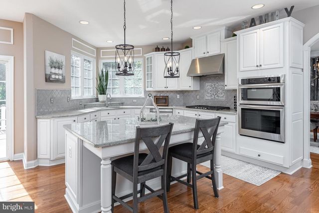 113 ERICA CT, Swedesboro, NJ 08085