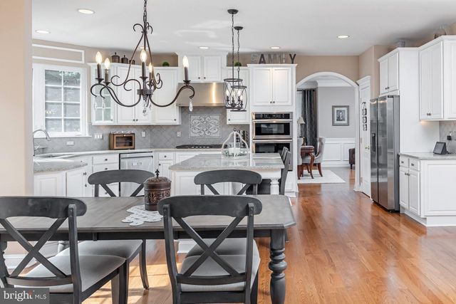 113 ERICA CT, Swedesboro, NJ 08085