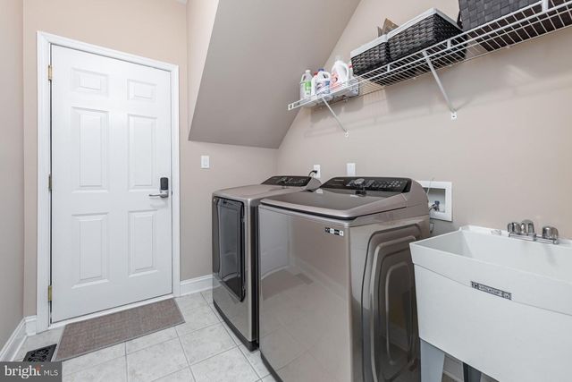 113 ERICA CT, Swedesboro, NJ 08085