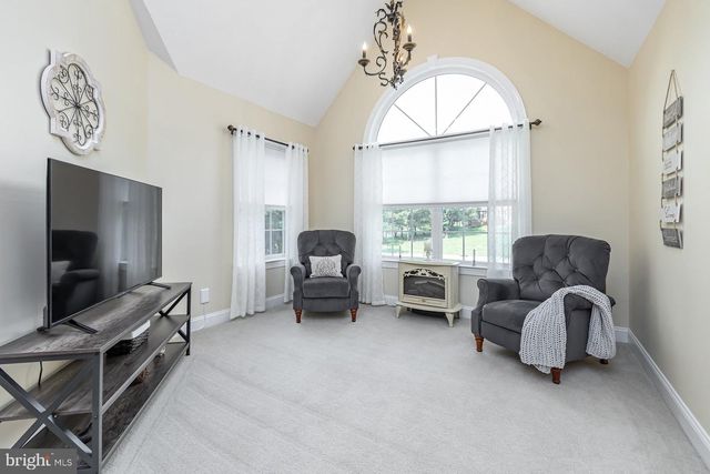 113 ERICA CT, Swedesboro, NJ 08085