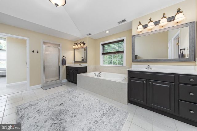113 ERICA CT, Swedesboro, NJ 08085