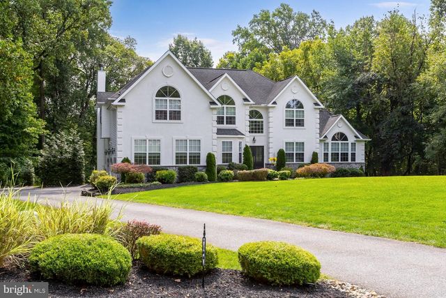113 ERICA CT, Swedesboro, NJ 08085