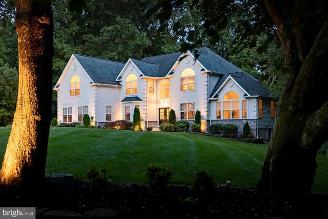 113 ERICA CT, Swedesboro, NJ 08085