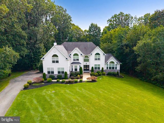 113 ERICA CT, Swedesboro, NJ 08085