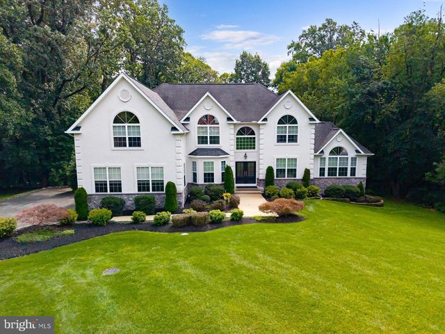 113 ERICA CT, Swedesboro, NJ 08085