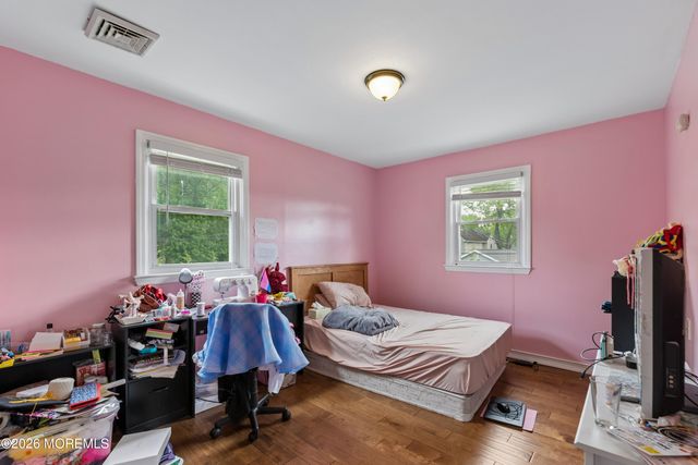 59 Oregon Avenue, North Middletown, NJ 07748