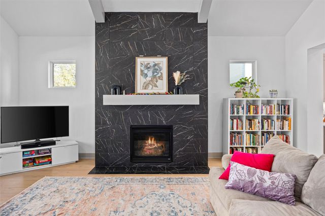 5622 Oaks Lane, Westworth Village, TX 76114