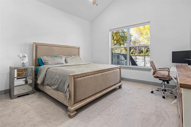 5622 Oaks Lane, Westworth Village, TX 76114