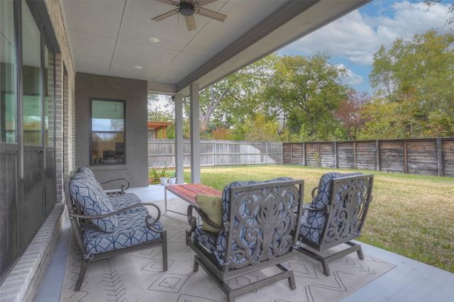 5622 Oaks Lane, Westworth Village, TX 76114