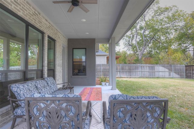 5622 Oaks Lane, Westworth Village, TX 76114