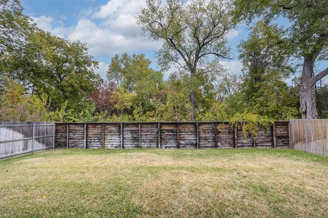 5622 Oaks Lane, Westworth Village, TX 76114