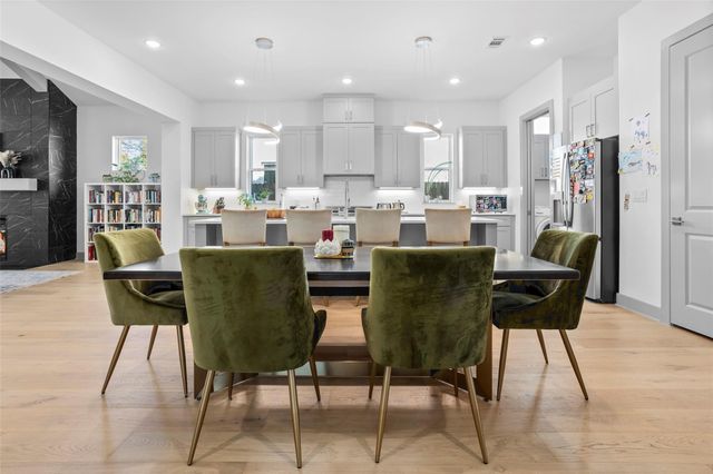 5622 Oaks Lane, Westworth Village, TX 76114