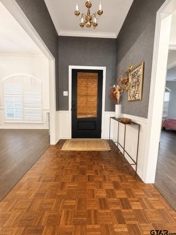 5908 Plantation Dr., Tyler, TX 75703