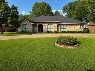 5908 Plantation Dr., Tyler, TX 75703