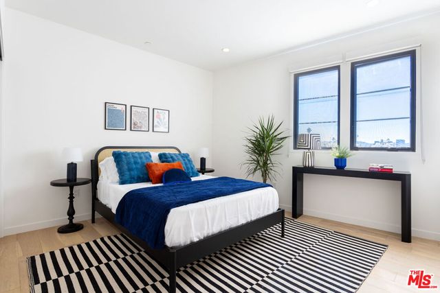 1333 S Orange Grove Avenue 305, Los Angeles, CA 90019