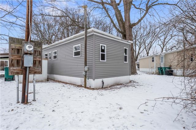 23 Patio Drive, Penfield, NY 14625