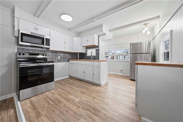 23 Patio Drive, Penfield, NY 14625